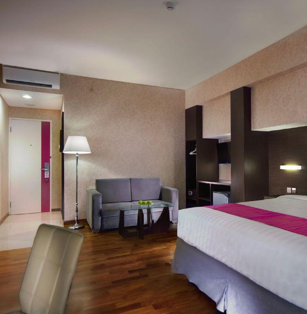 Favehotel Graha Agung Surabaya Exterior foto