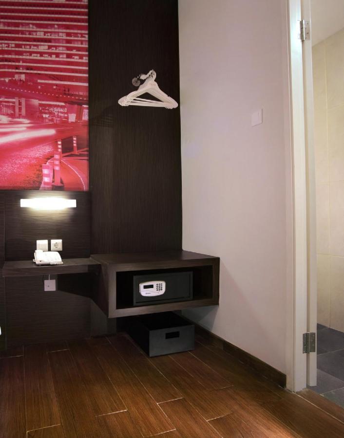 Favehotel Graha Agung Surabaya Exterior foto