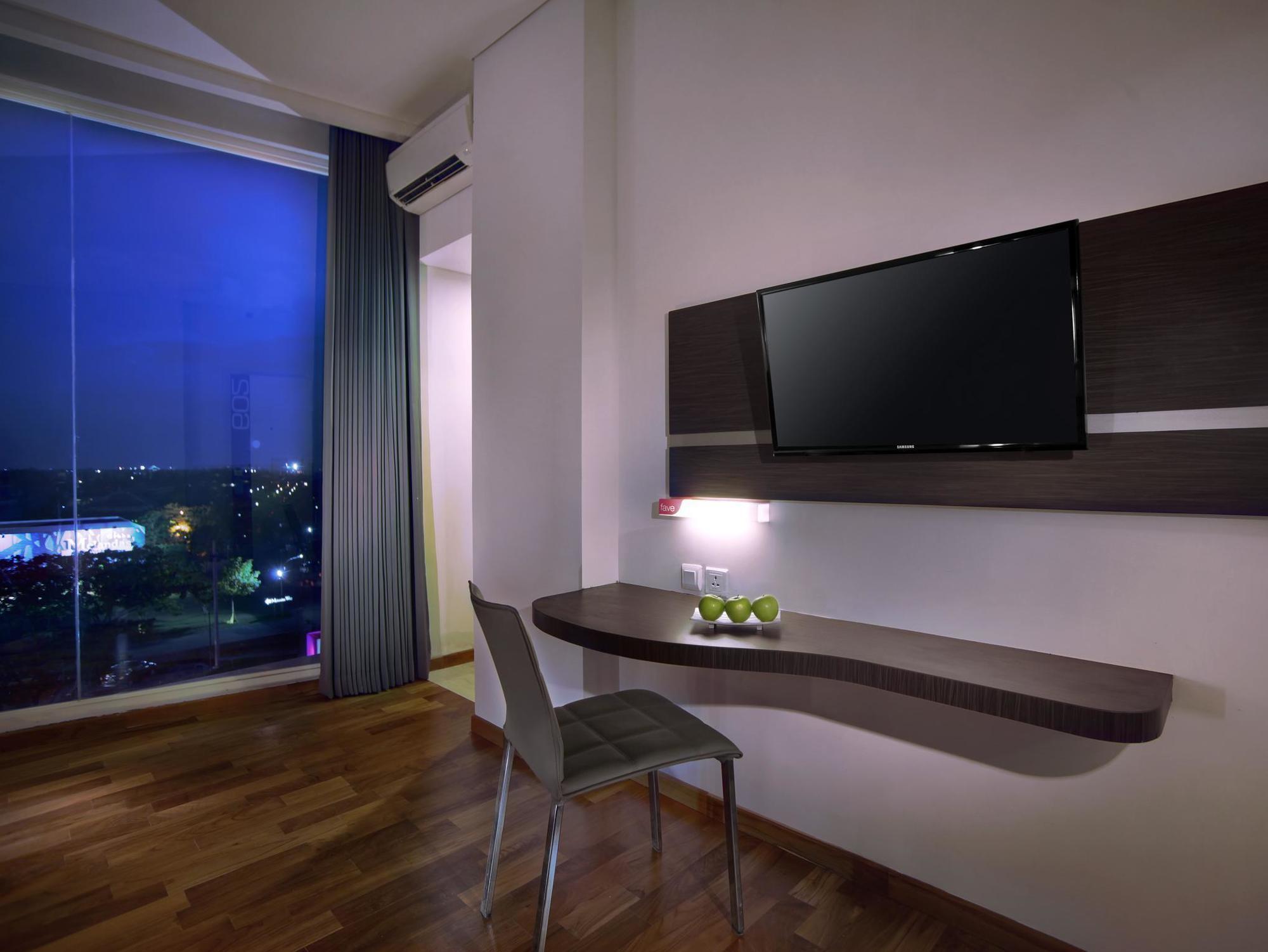 Favehotel Graha Agung Surabaya Exterior foto
